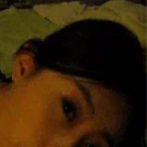 （白桃露露）最新渔网黑丝露出资源